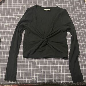 Abercrombie and Finch  Black Twist Front Long Sleeve Top